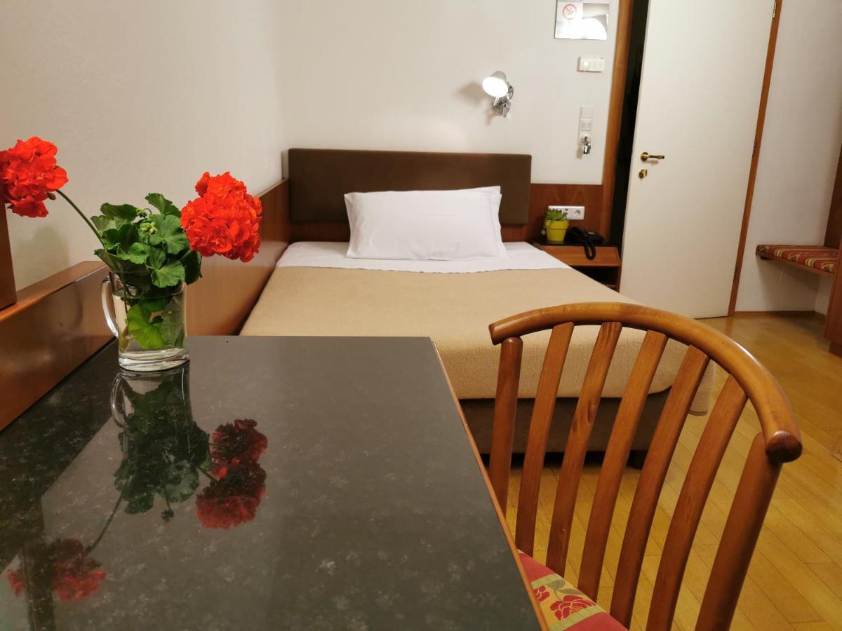 Hotel Adria Bolzano Eksteriør bilde